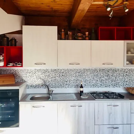 شقة Casavacanze Giadamaria *